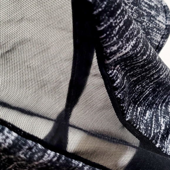 VSX Victoria's Secret Womens Medium Gray Athletic Workout Sports Bra - Picture 5 of 6